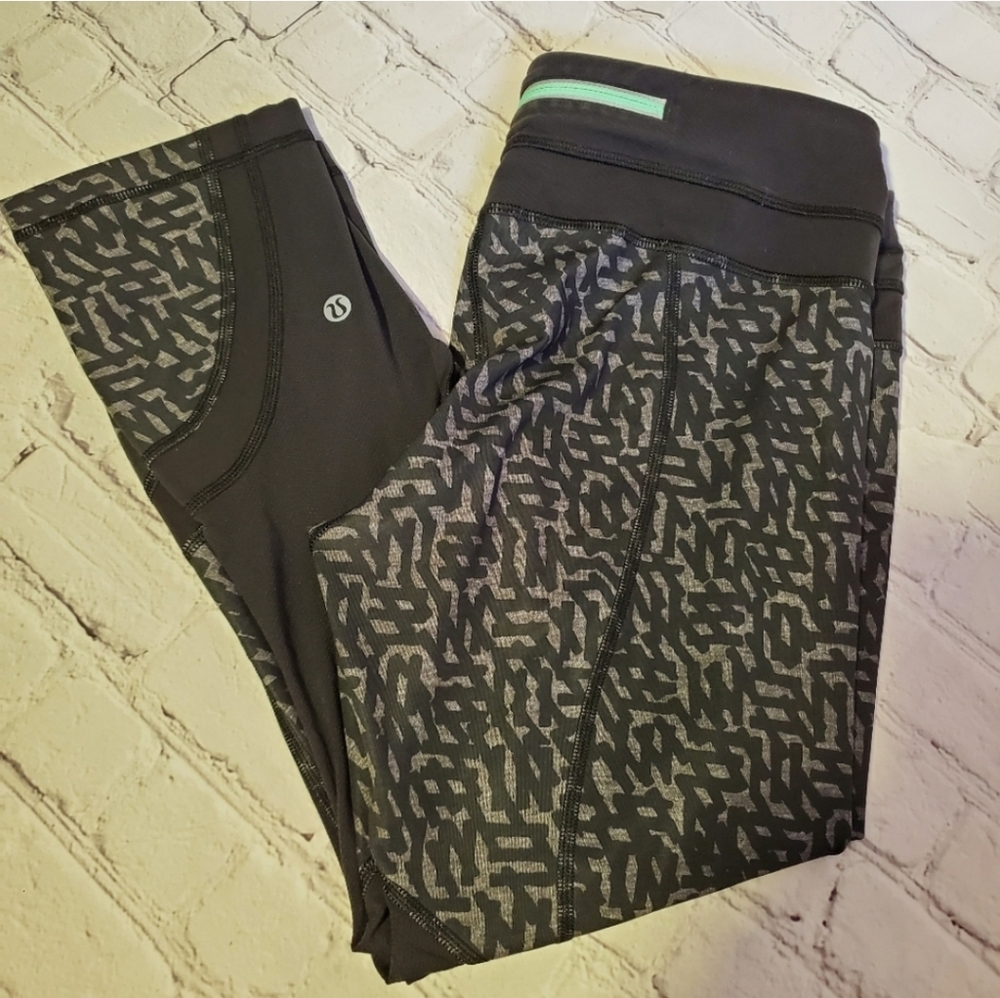 Lululemon Inspire Crop II Gray Black